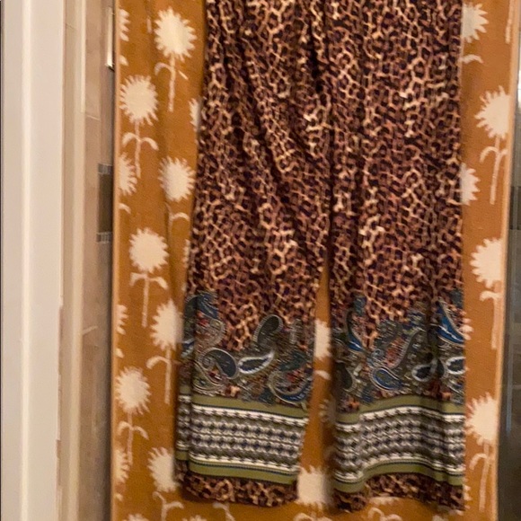 Leopard spot palazzo pants - Picture 5 of 5